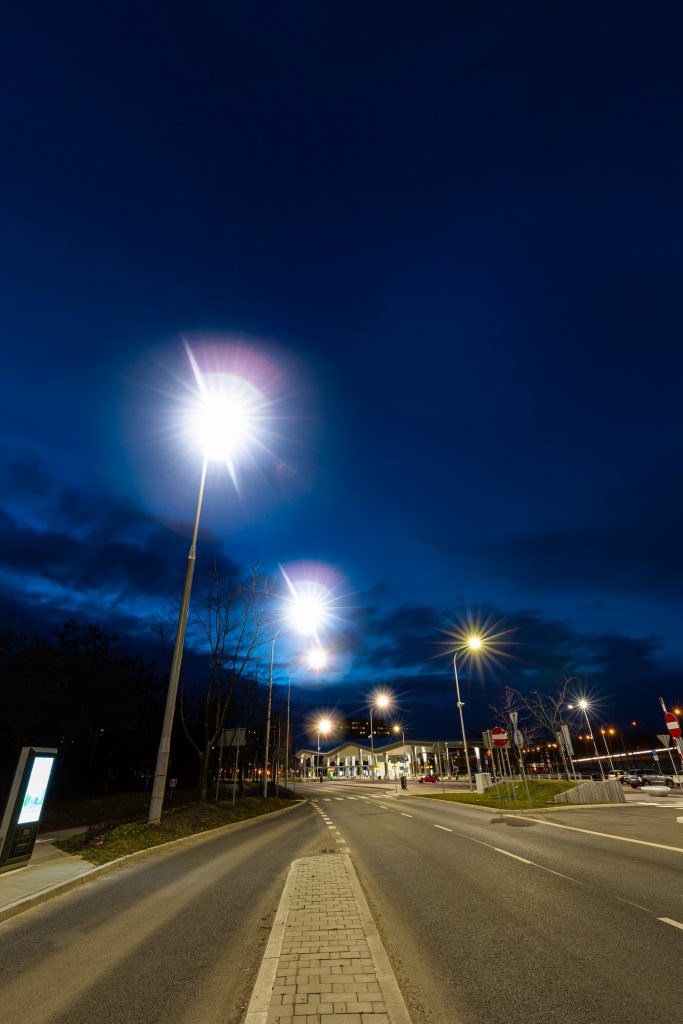 oswietlenie drogowe polski producent